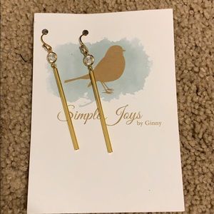 Simple yet pretty earrings